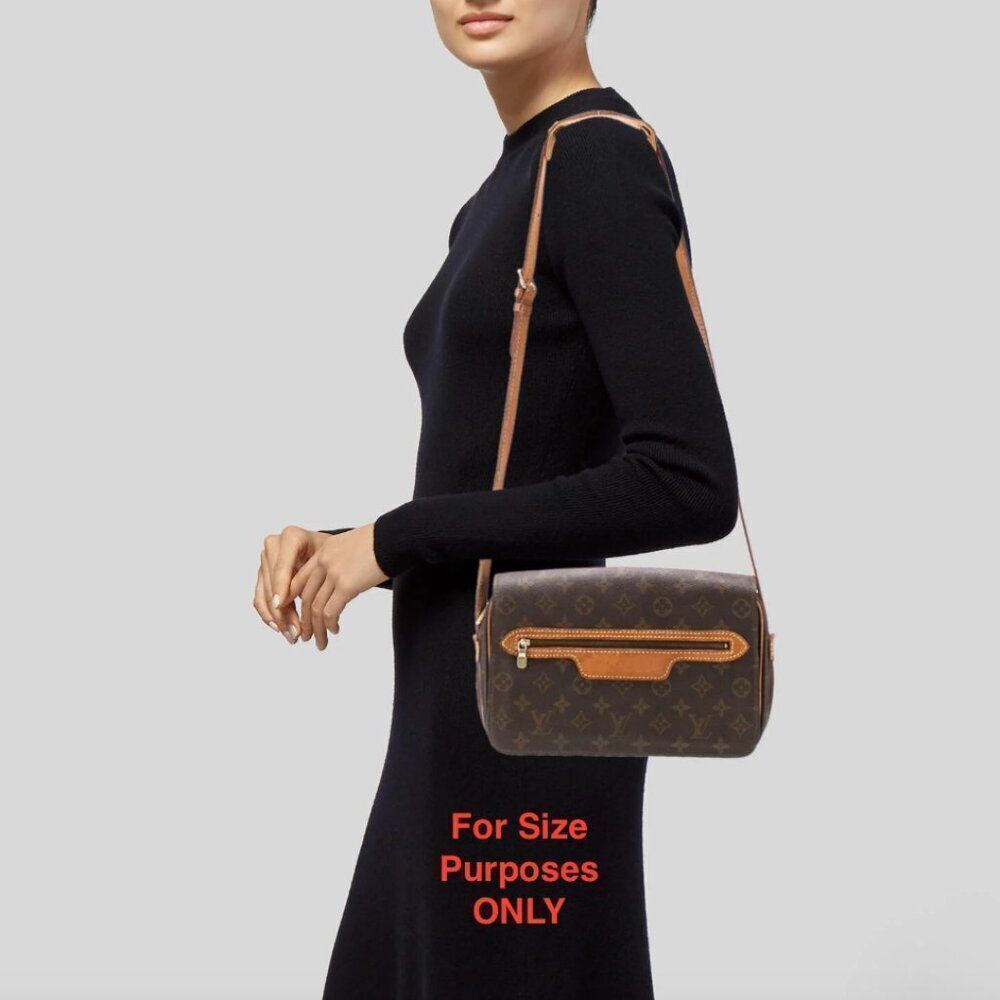 Authentic Vintage Louis Vuitton Saint Germain 28 - Picture 6 of 16